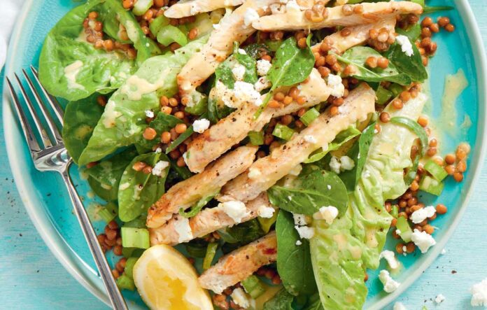 Lemony lentil salad with turkey