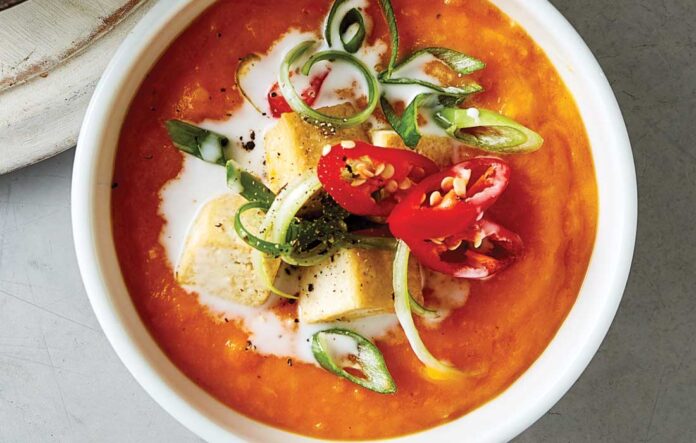 Thai carrot soup with crispy tofu